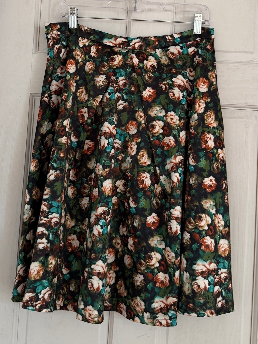 Women’s Floral Pleated A-Line Midi Skirt Green Black Botanical Print Size L